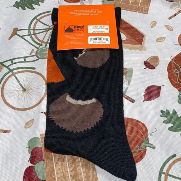 3/$18 bundle Hershey Reese’s Socks - Picture 2 of 4